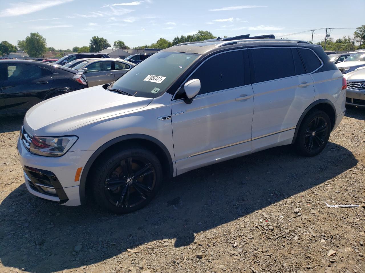 2019 Volkswagen Tiguan - Image 1