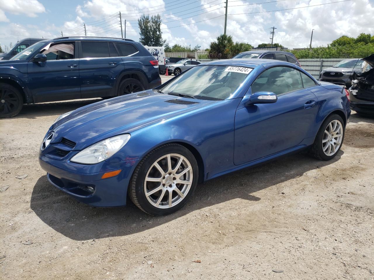 2005 Mercedes-Benz Slk 350 VIN: WDBWK56F05F074230 Lot: 65776424