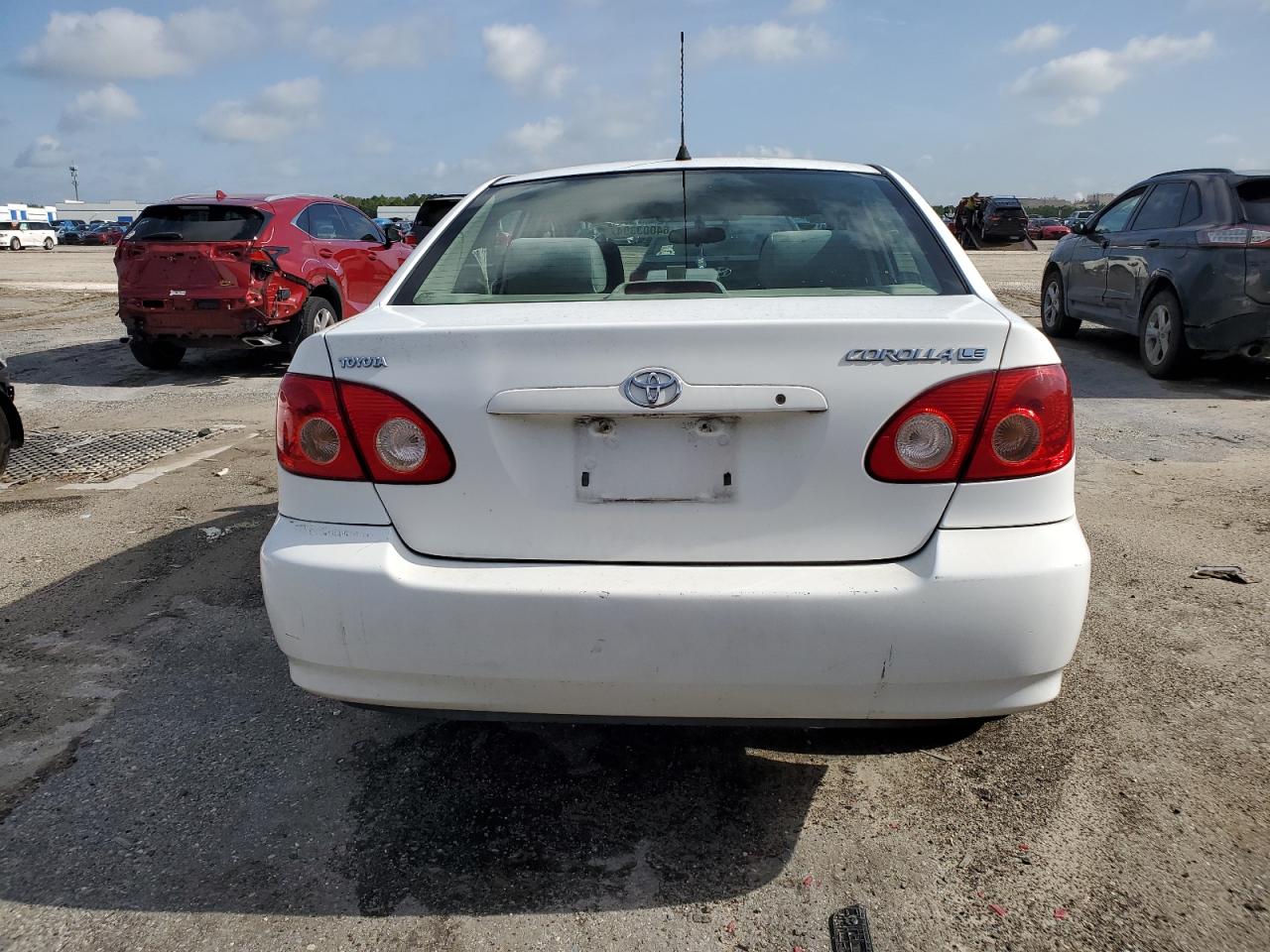 2005 Toyota Corolla Ce VIN: 2T1BR32E75C554626 Lot: 64003394