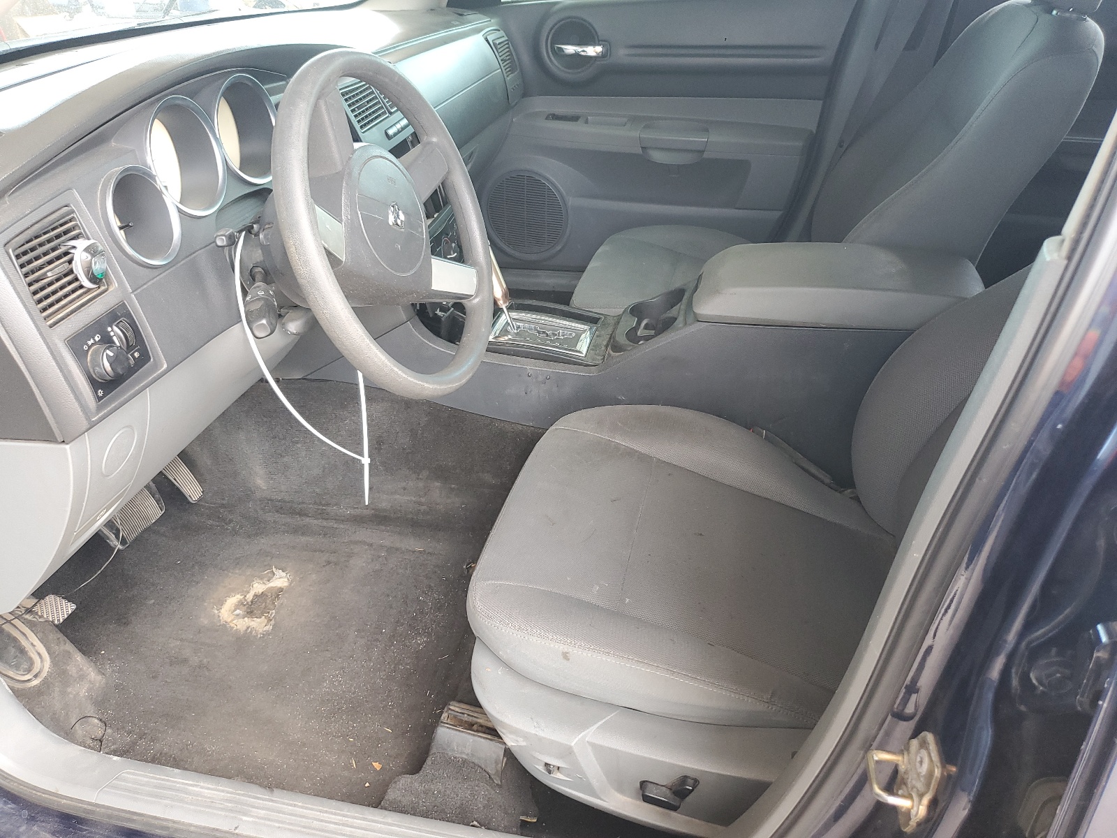 2D4FV48V65H648029 2005 Dodge Magnum Sxt