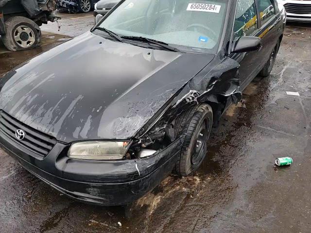 1999 Toyota Camry Le VIN: 4T1BF22K8XU090417 Lot: 65050284