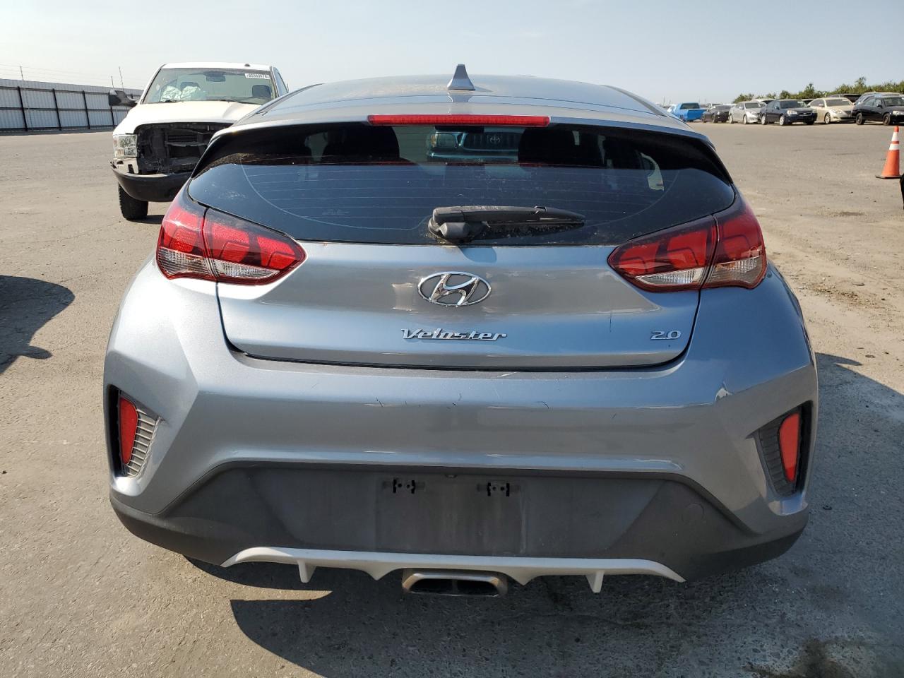 2019 Hyundai Veloster Base VIN: KMHTG6AF3KU015744 Lot: 65468814