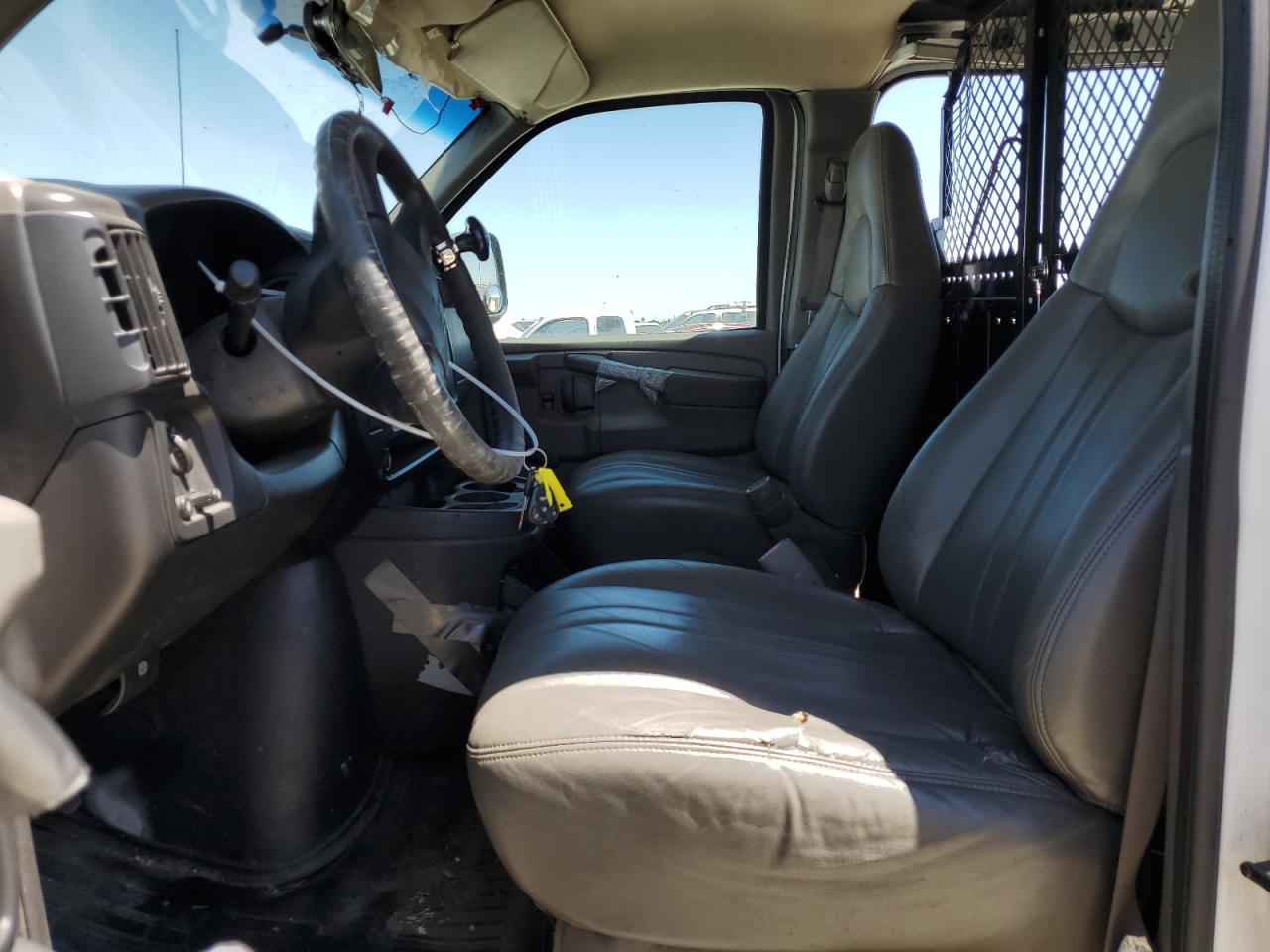 2003 Chevrolet Express G3500 VIN: 1GCHG39UX31148984 Lot: 63275644