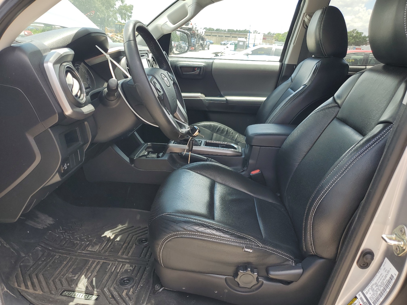 5TFAZ5CN1HX040671 2017 Toyota Tacoma Double Cab