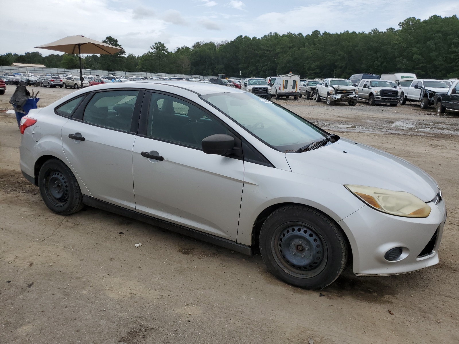 2012 Ford Focus S vin: 1FAHP3E22CL293001