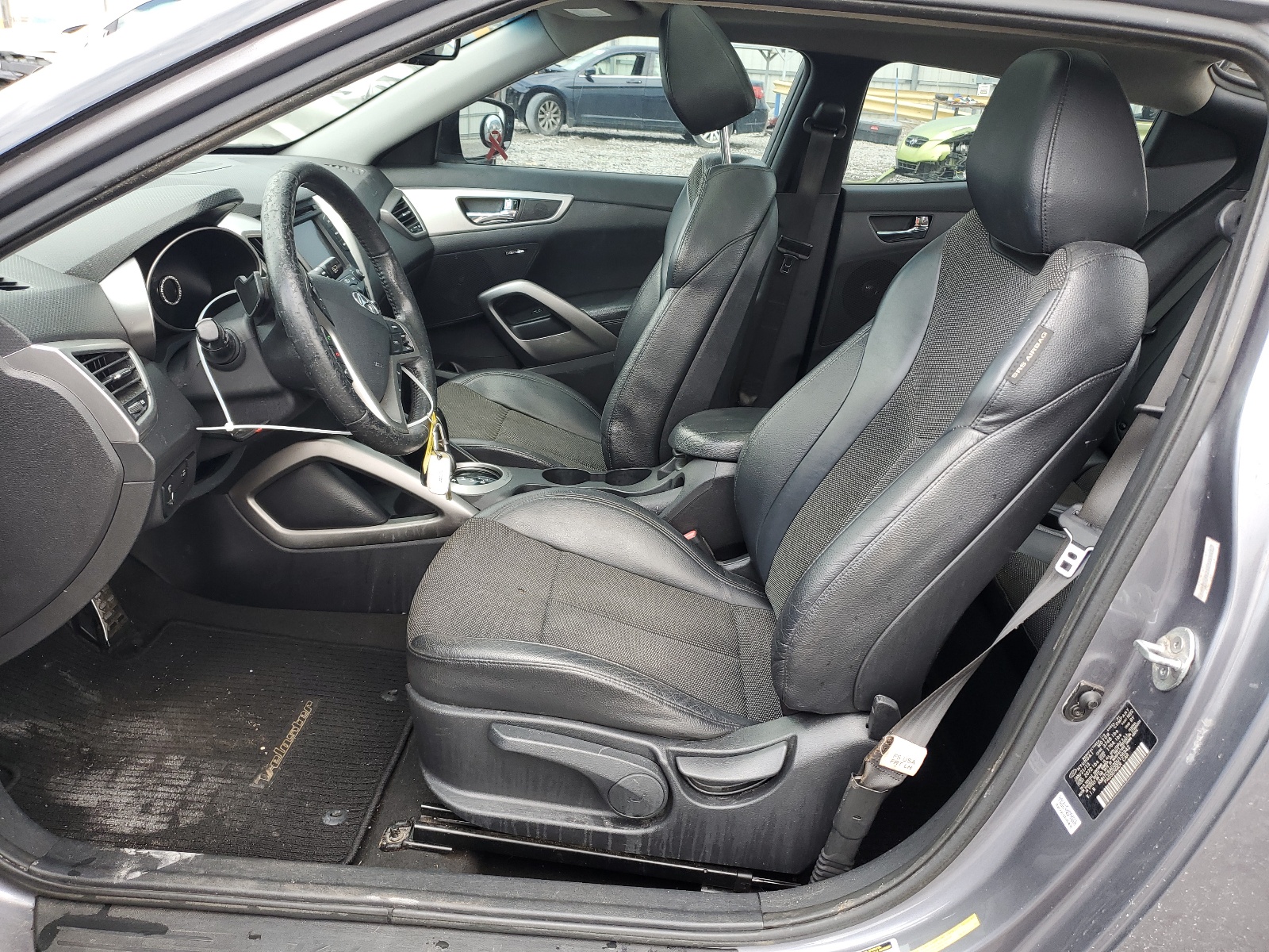 KMHTC6AD2DU136942 2013 Hyundai Veloster