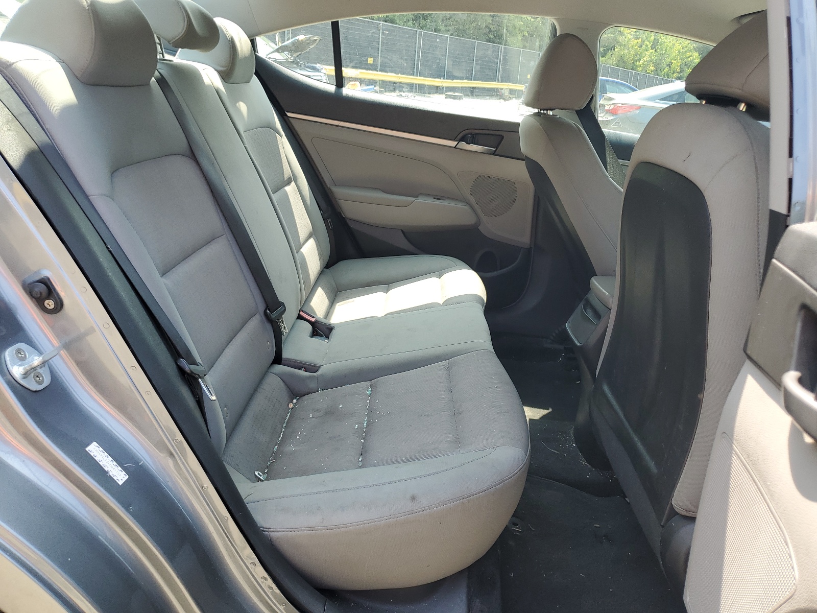 KMHD74LF3HU081757 2017 Hyundai Elantra Se