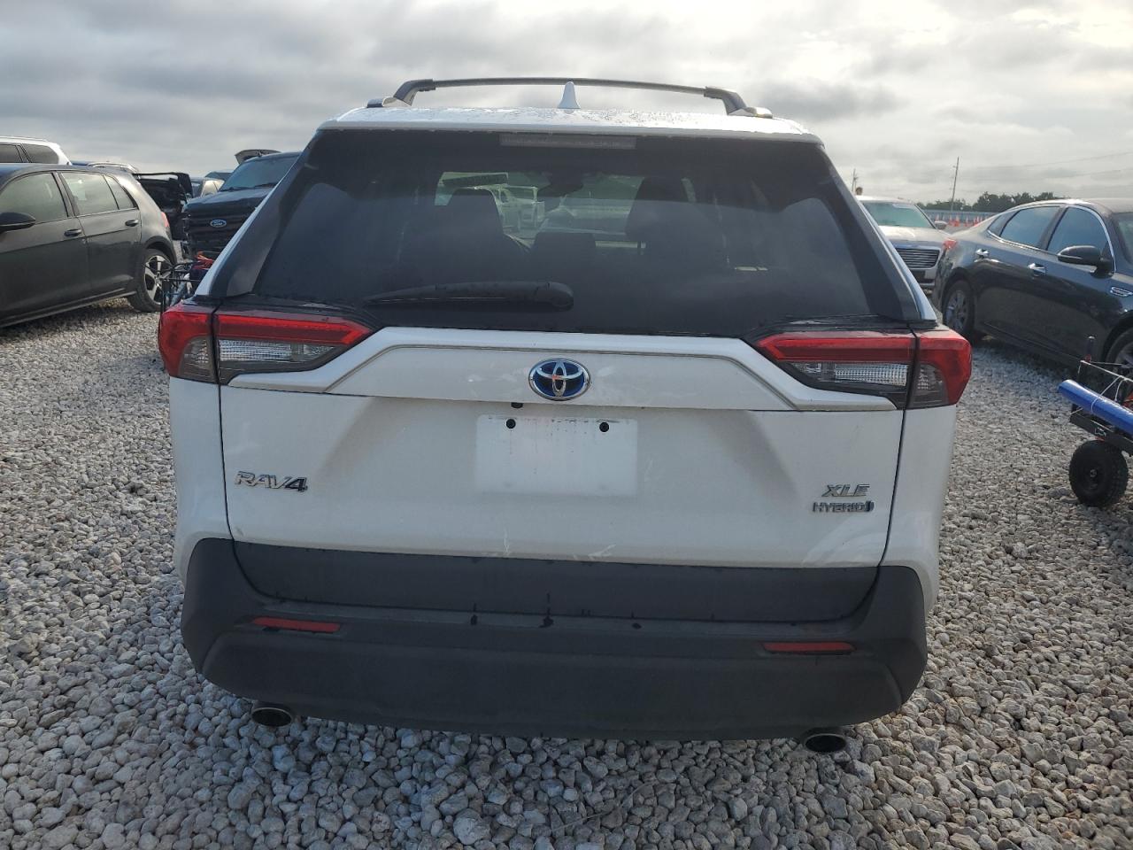 2021 Toyota Rav4 Xle VIN: 4T3RWRFV5MU035485 Lot: 64865684