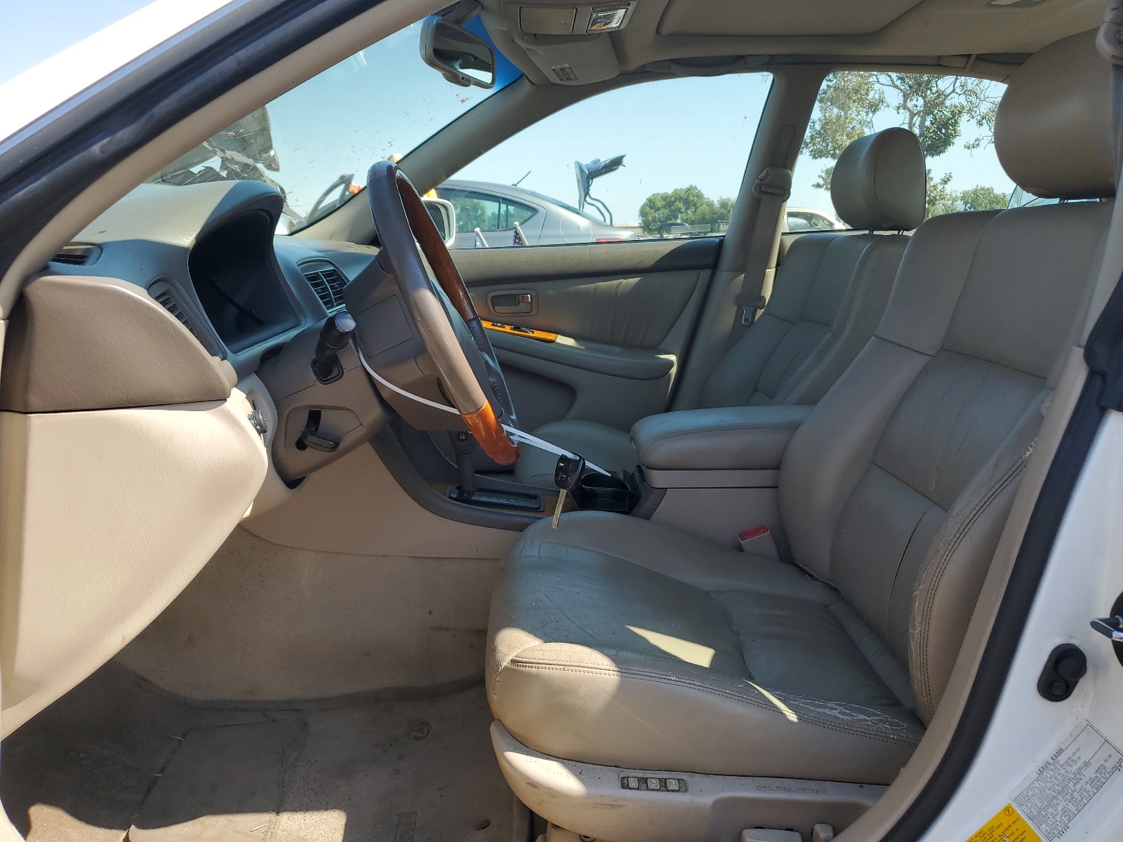 JT8BF28G7Y5099160 2000 Lexus Es 300