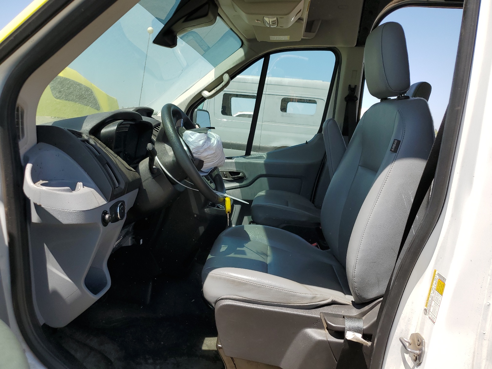 1FTYR2XMXKKB09263 2019 Ford Transit T-250