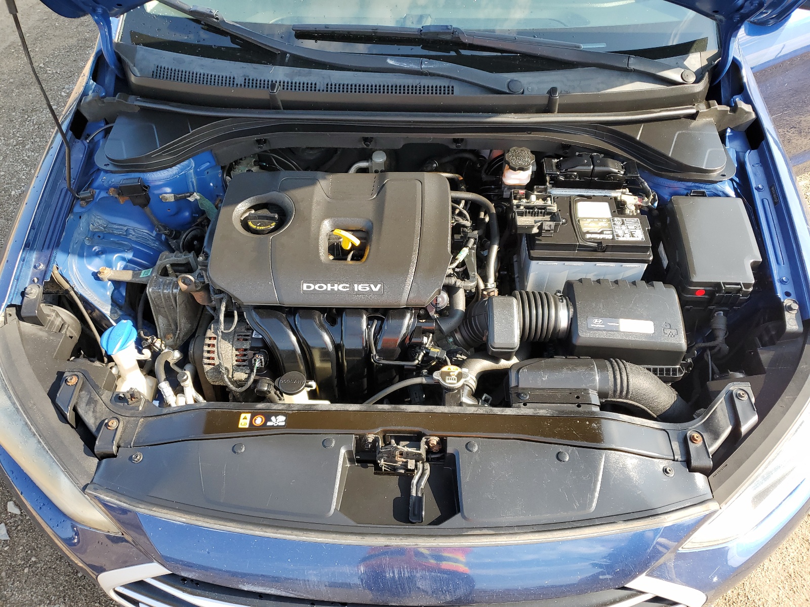 2018 Hyundai Elantra Sel vin: 5NPD84LF4JH317527