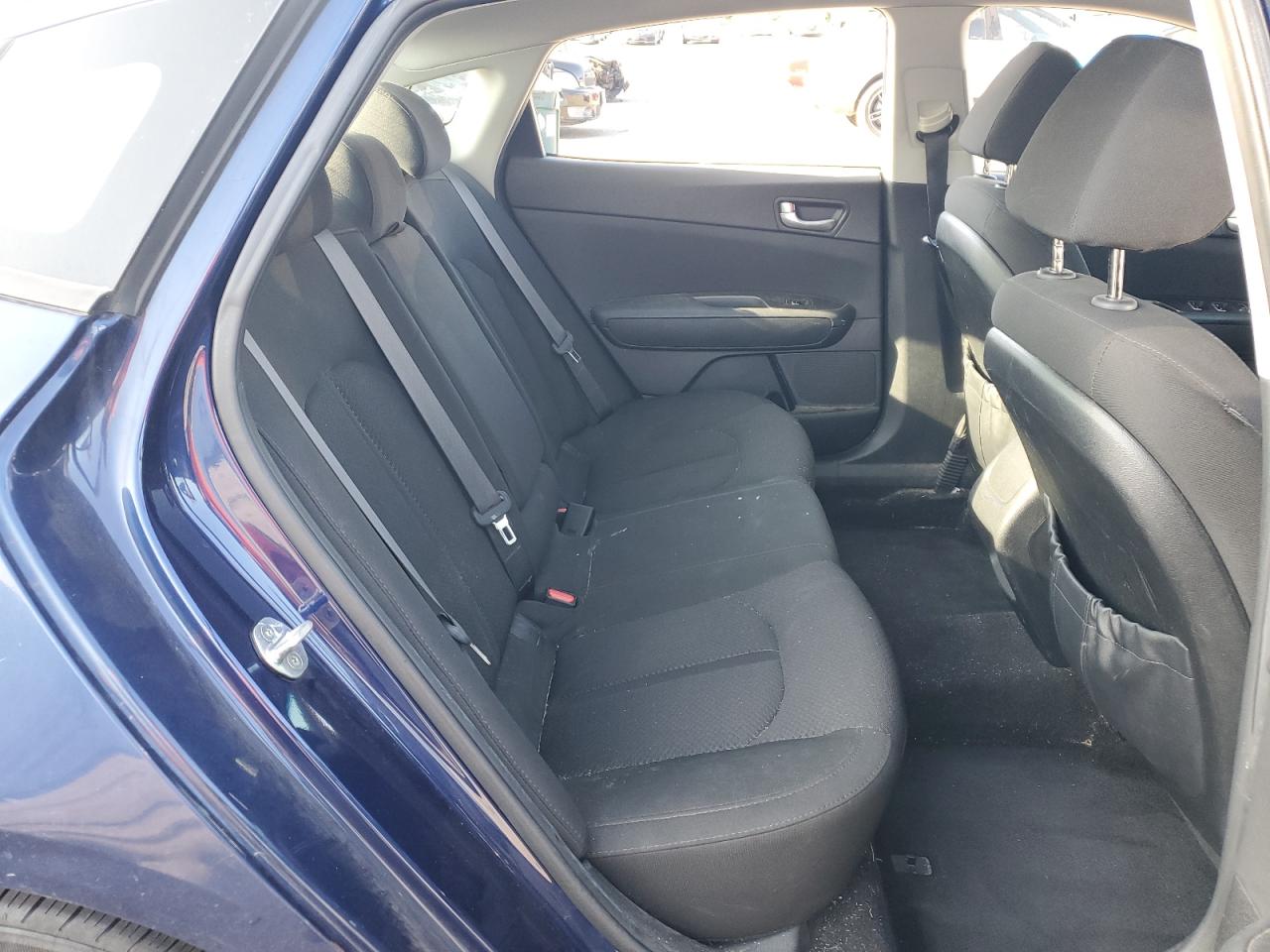 2017 Kia Optima Lx VIN: 5XXGT4L38HG144442 Lot: 63140904