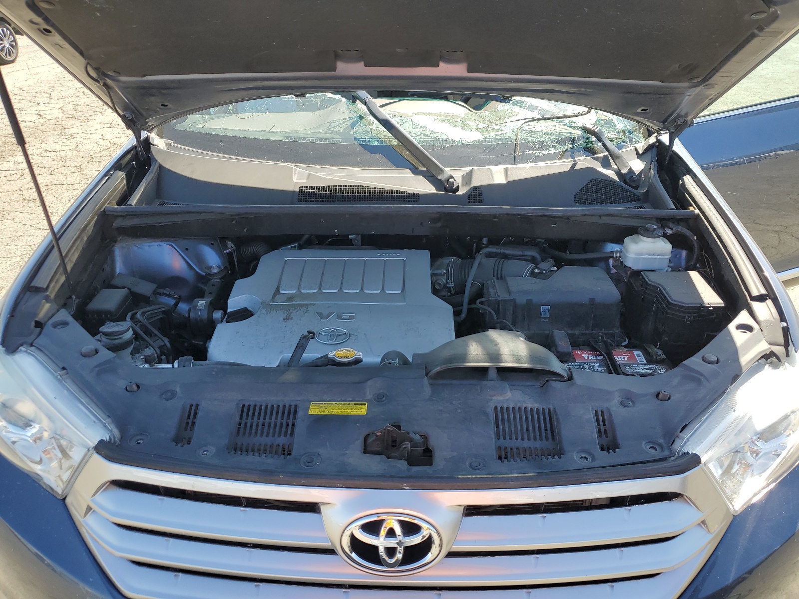 5TDZK3EH9BS035914 2011 Toyota Highlander Base