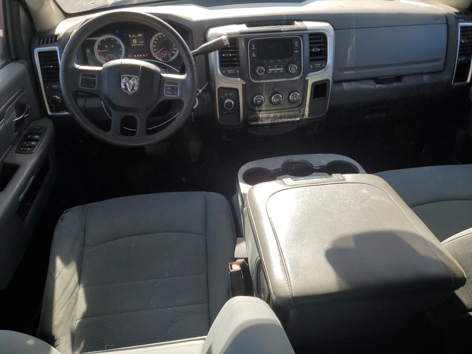 1C6RR7GTXDS535392 2013 Ram 1500 Slt