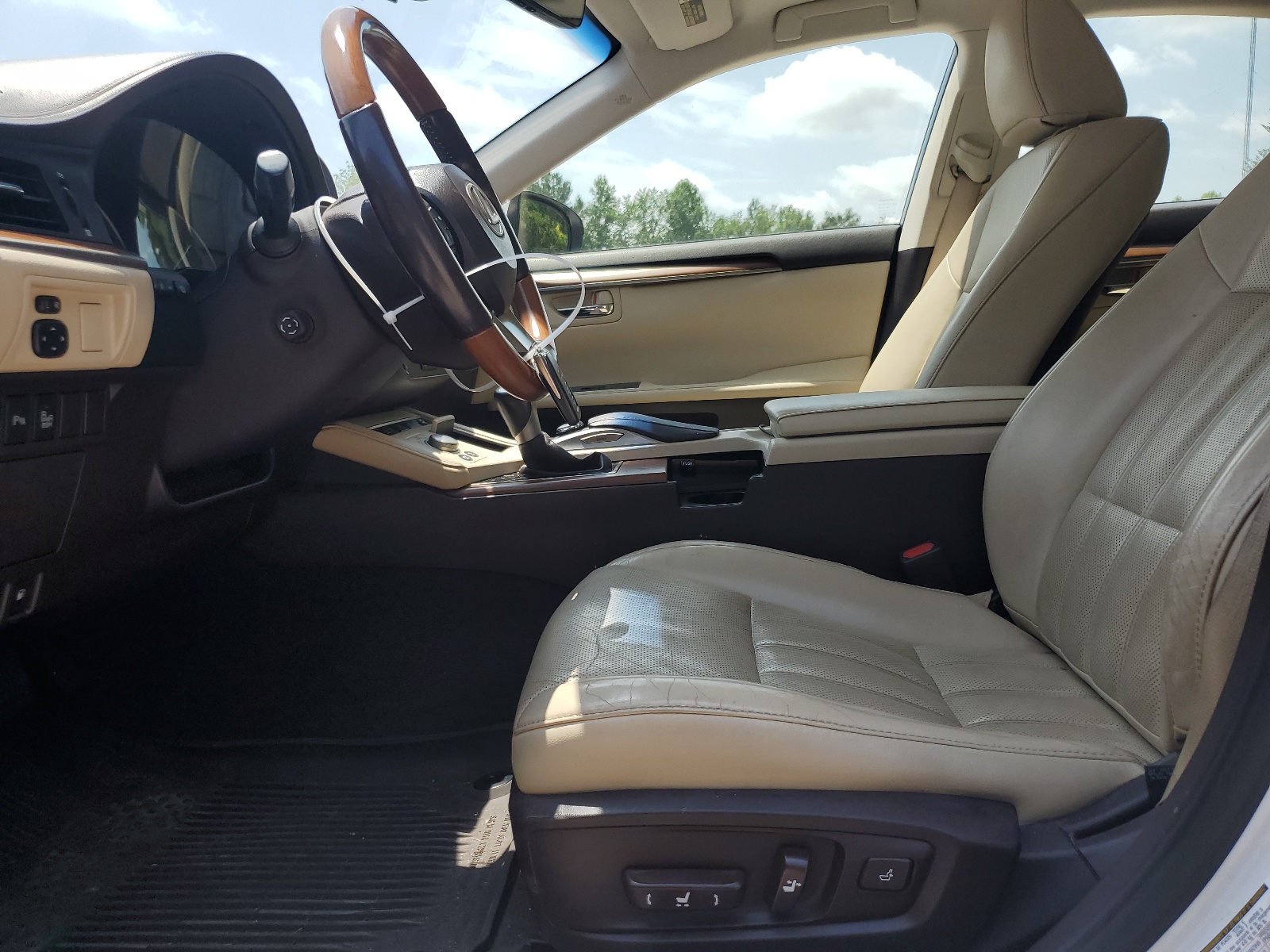 JTHBW1GG6G2124996 2016 Lexus Es 300H