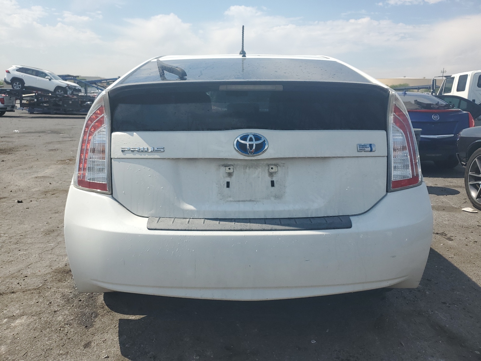 2014 Toyota Prius vin: JTDKN3DU5E1825476