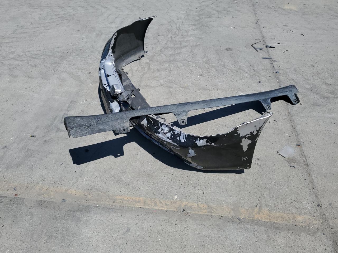 1999 Honda Accord Lx VIN: 1HGCG6657XA140227 Lot: 62259634