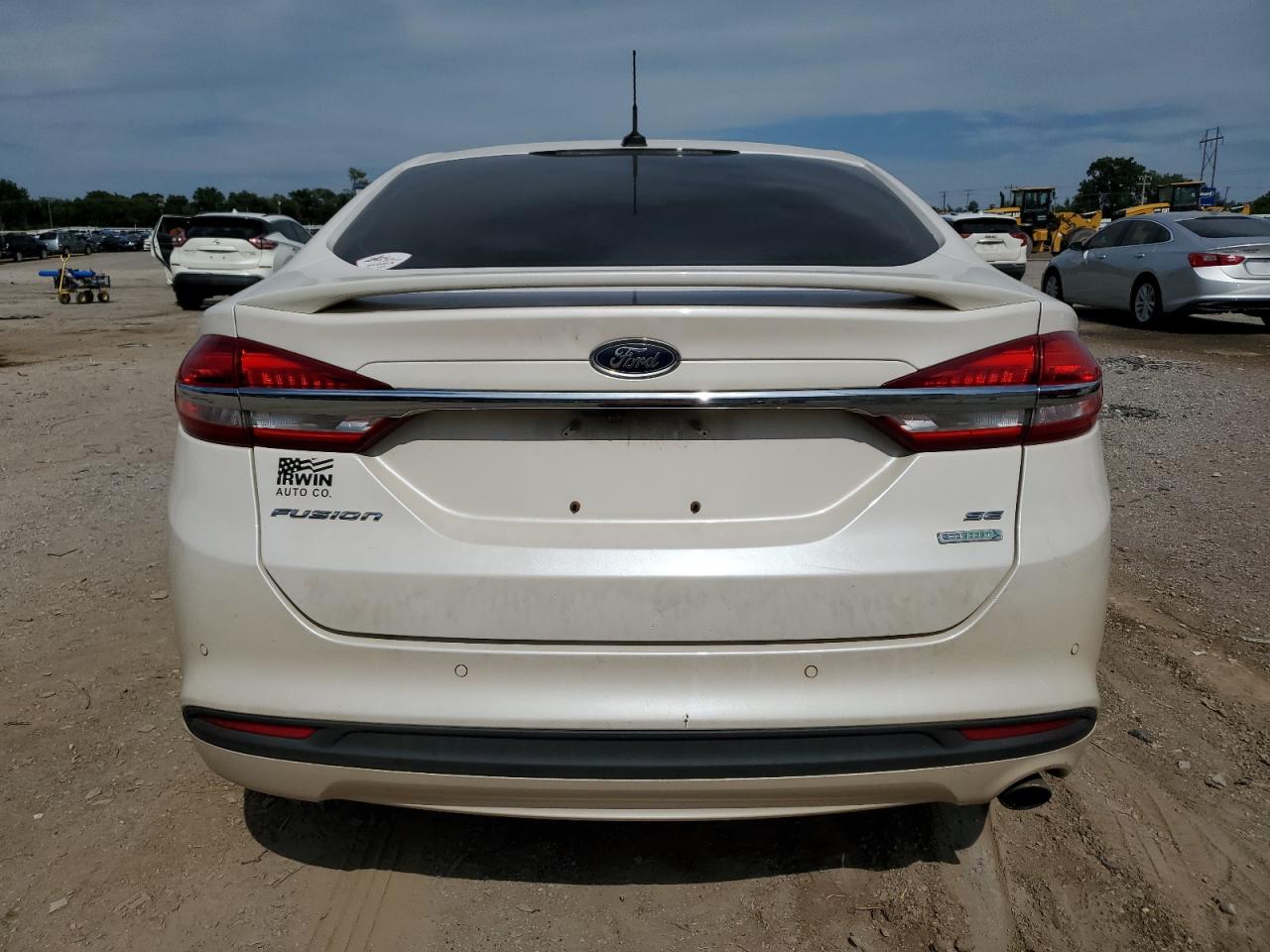 3FA6P0HD9JR260336 2018 Ford Fusion Se