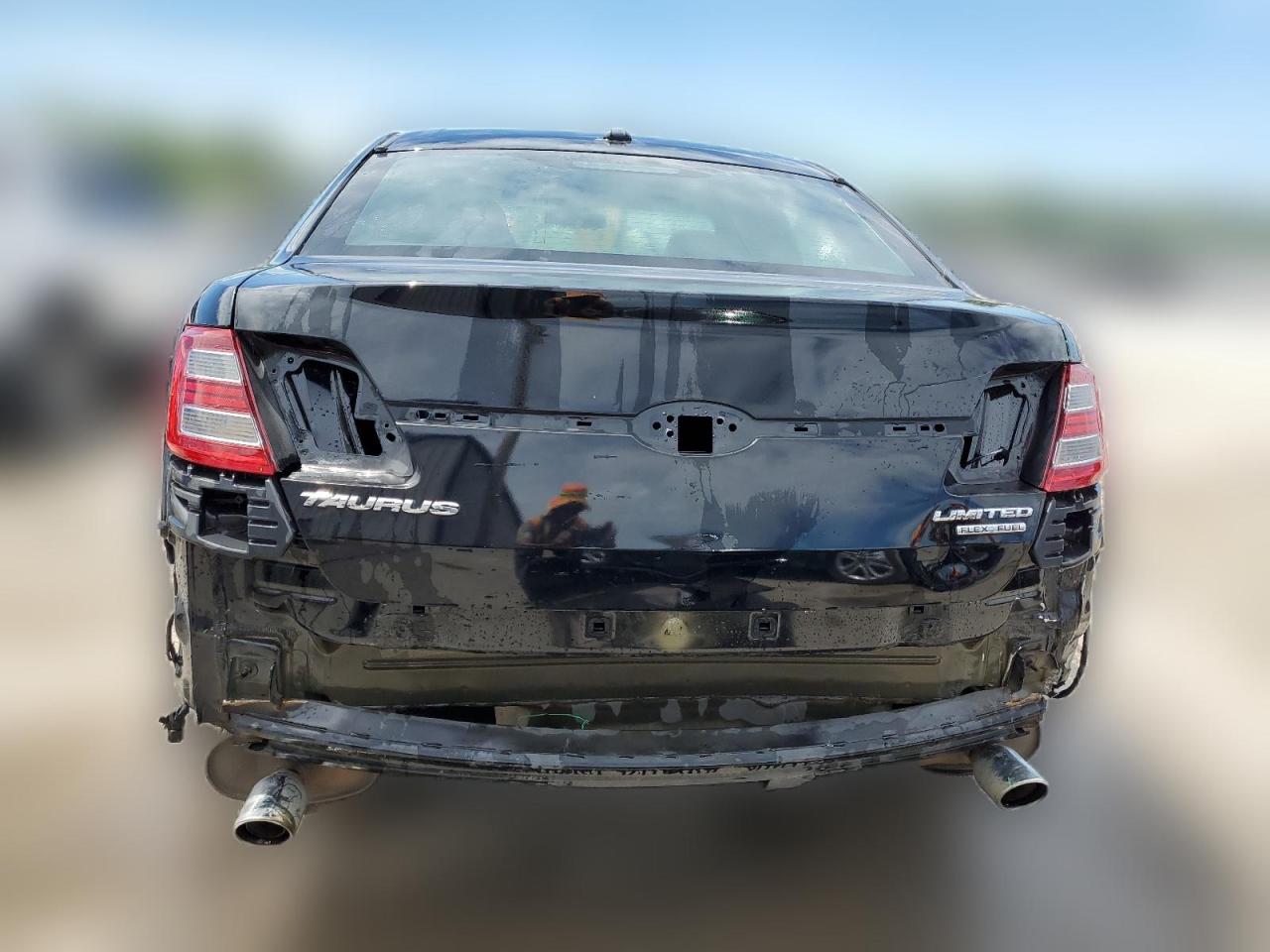 2017 Ford Taurus Limited VIN: 1FAHP2F89HG111646 Lot: 60731924