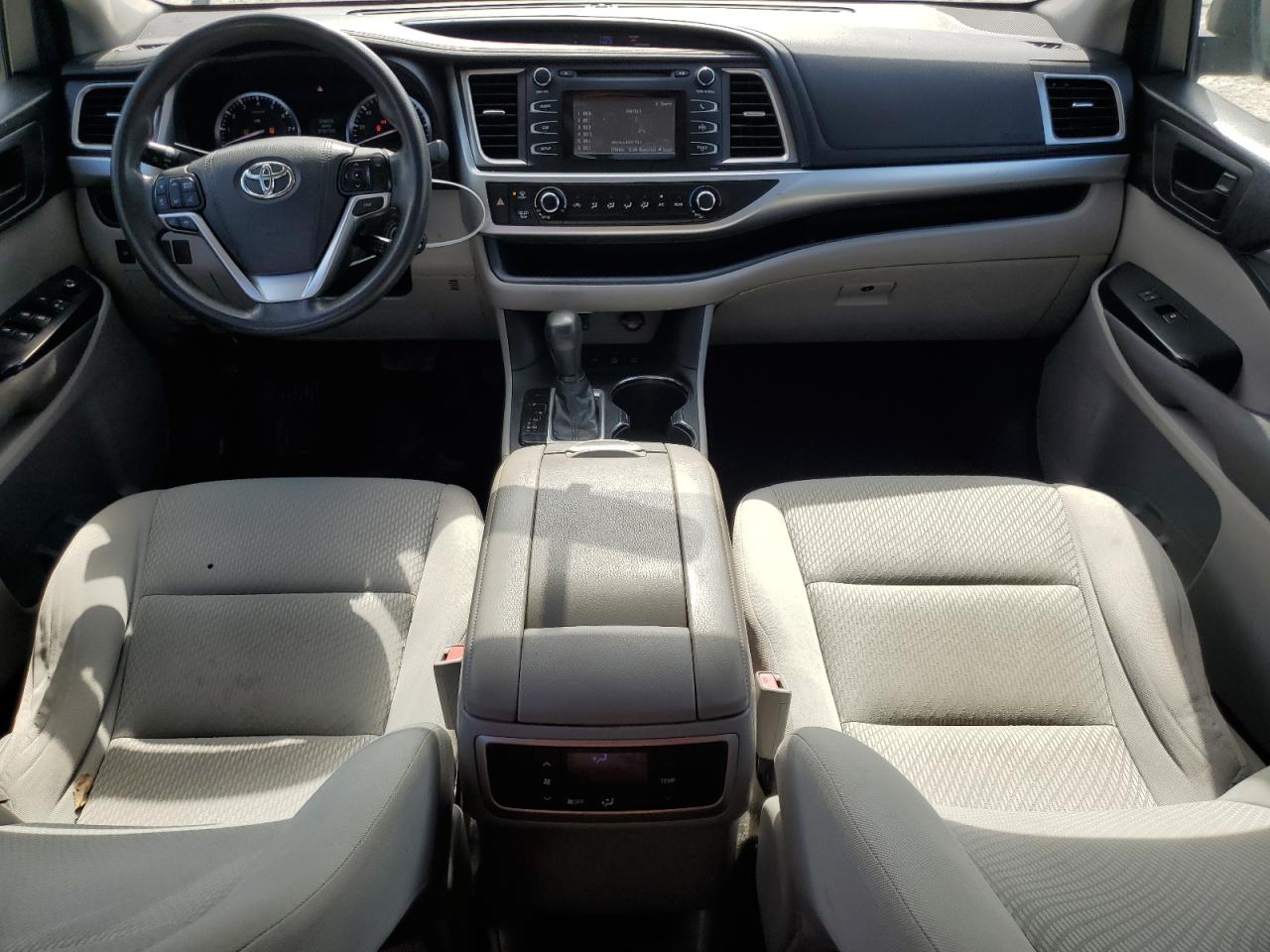 2015 Toyota Highlander Le VIN: 5TDBKRFH9FS207870 Lot: 64005484