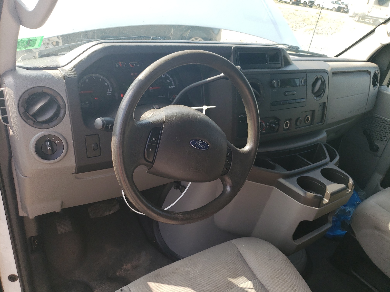 1FTNE24L39DA17842 2009 Ford Econoline E250 Van