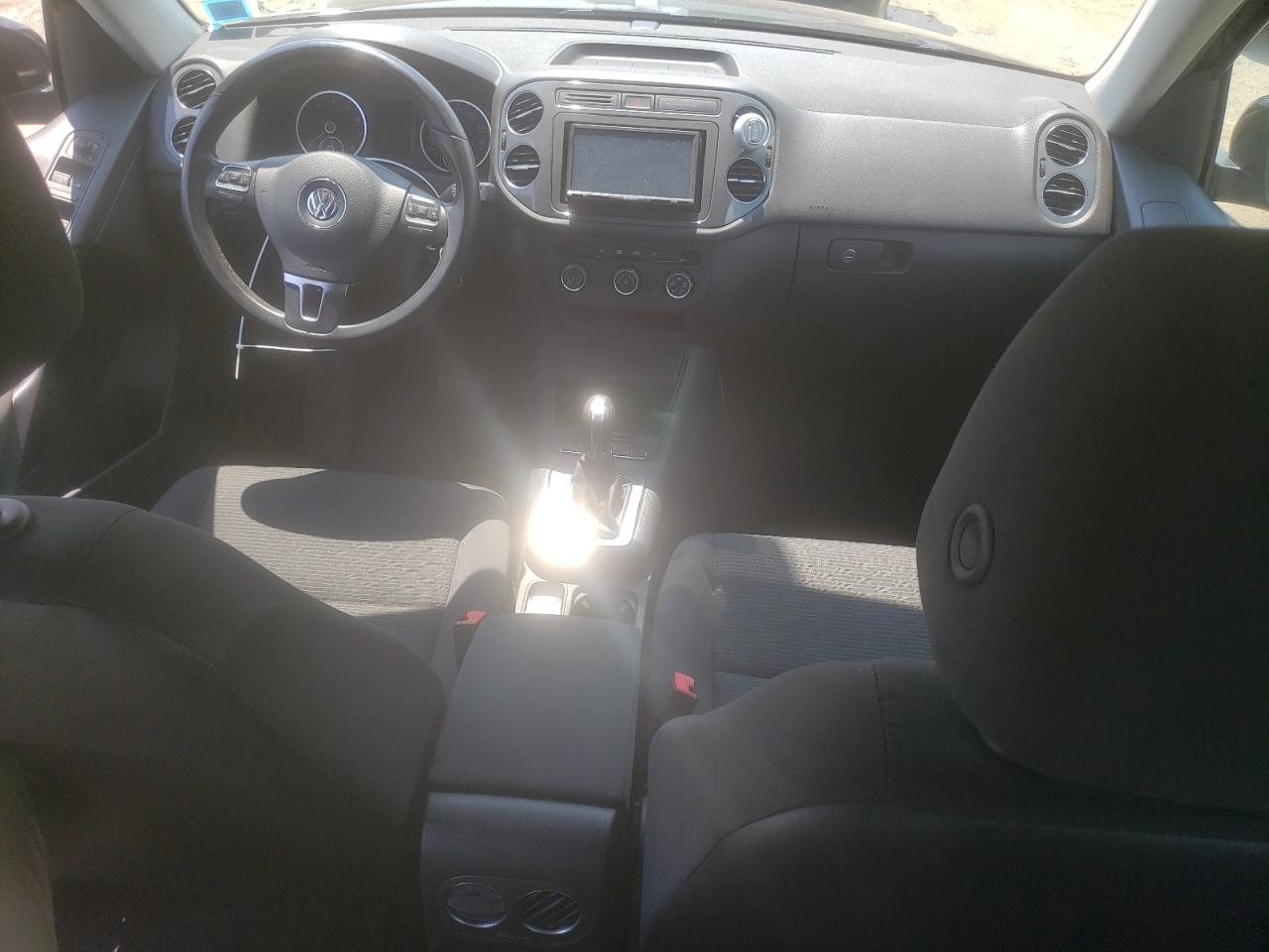 2014 Volkswagen Tiguan S VIN: WVGBV3AX4EW559333 Lot: 63014714