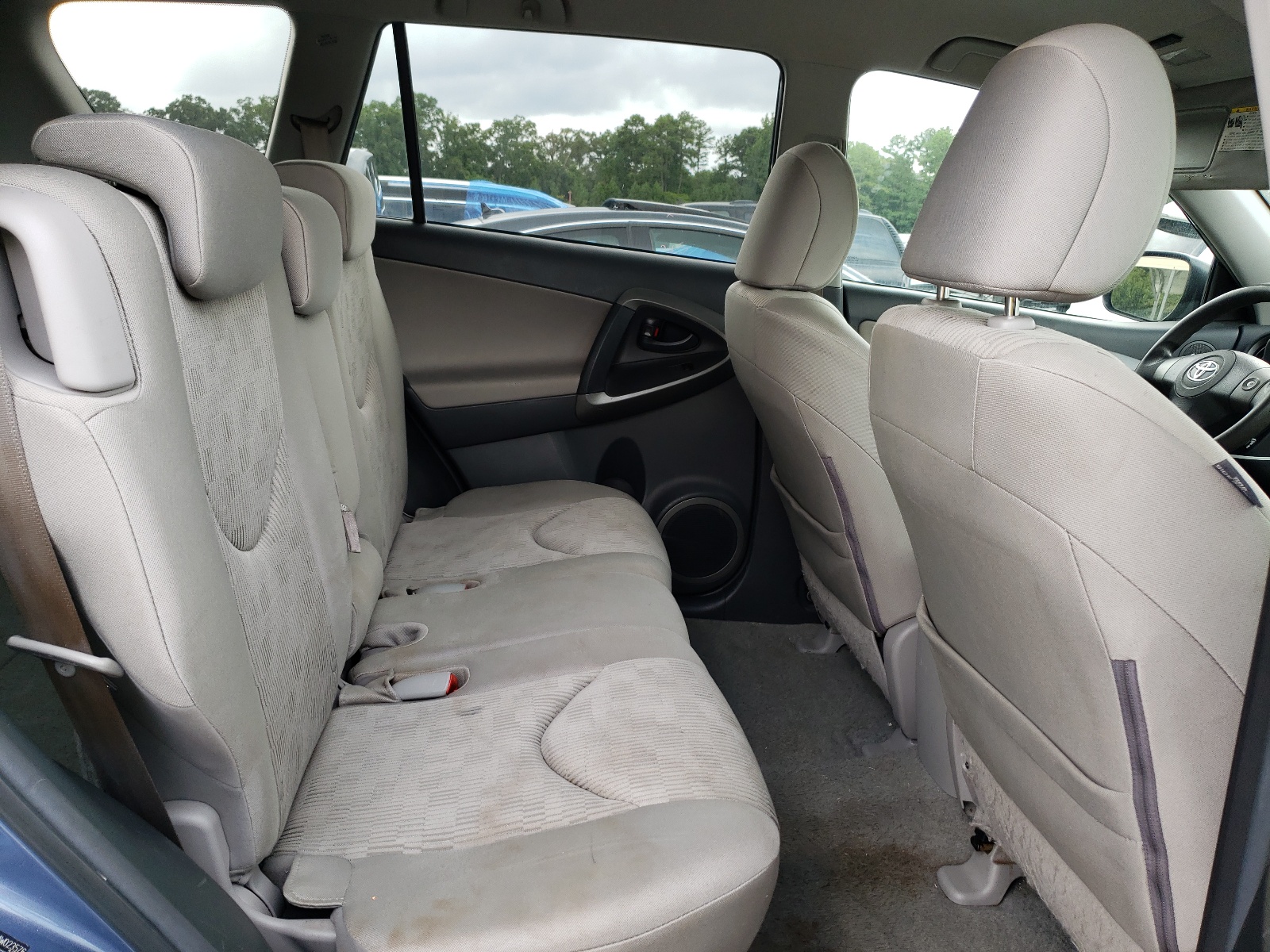 2T3ZF4DV1AW023576 2010 Toyota Rav4