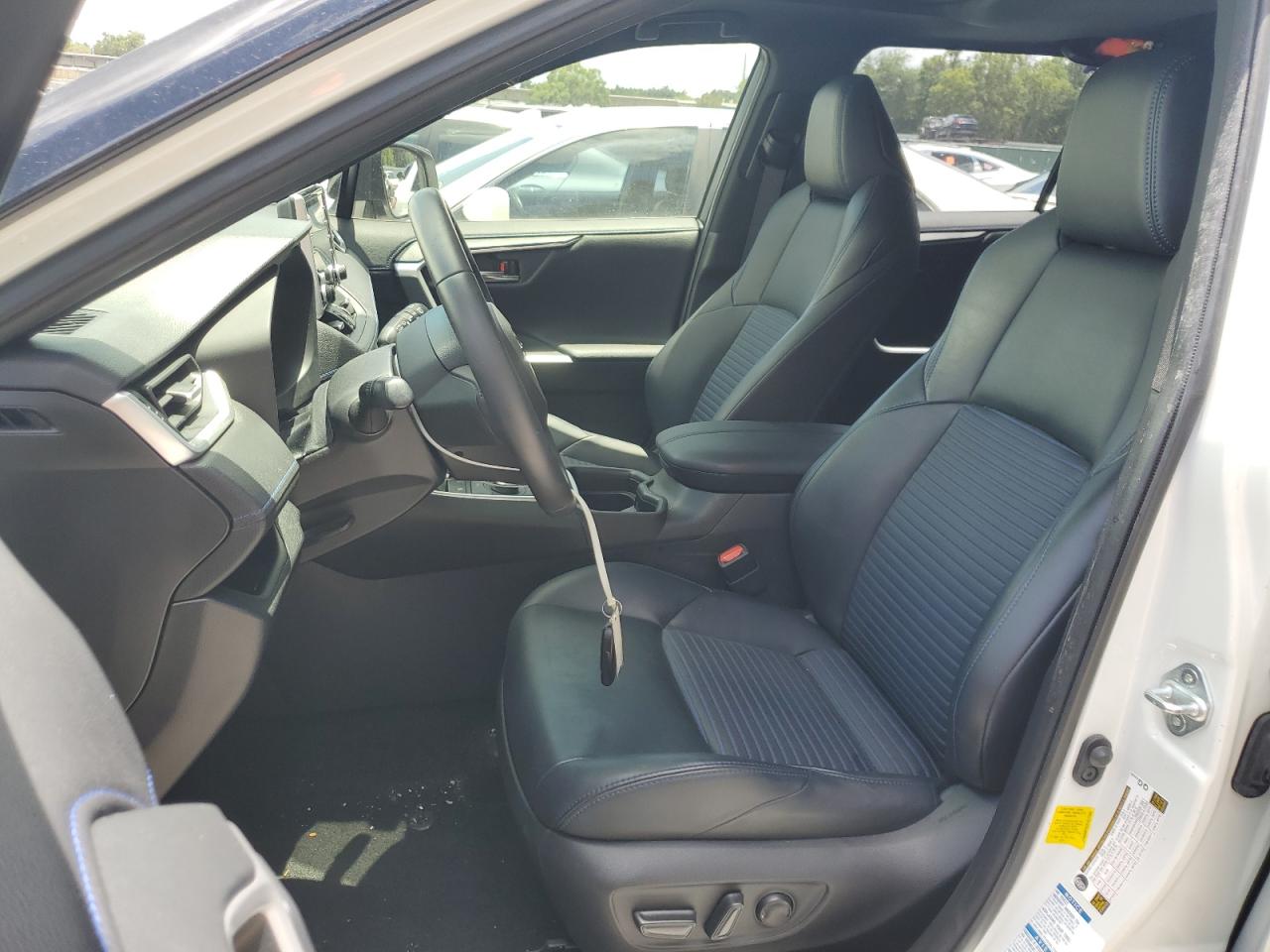 2019 Toyota Rav4 Xse VIN: JTMEWRFV1KJ017088 Lot: 63270634