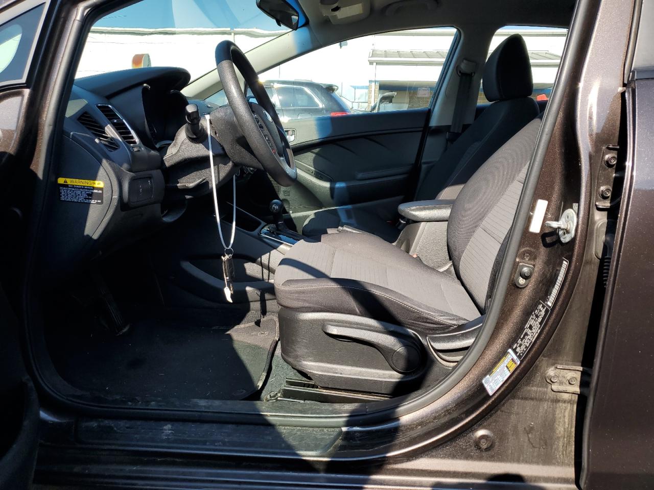 2017 Kia Forte Lx VIN: 3KPFL4A71HE066628 Lot: 63043574