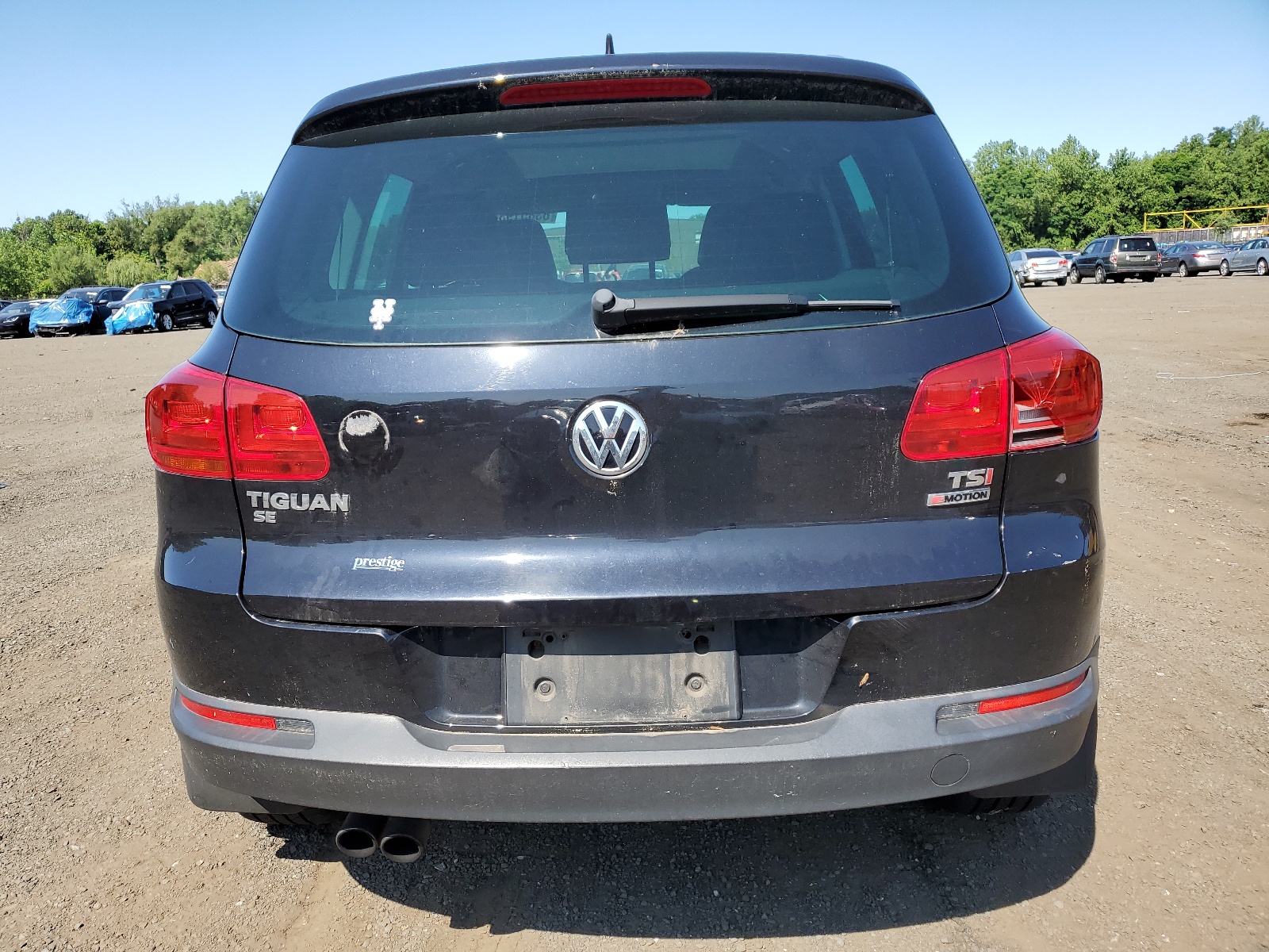 WVGBV7AXXGW584120 2016 Volkswagen Tiguan S