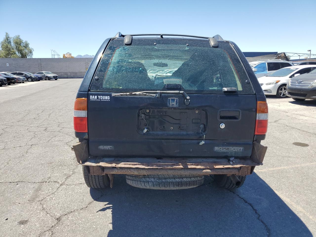 2001 Honda Passport Ex VIN: 4S6DM58WX14404769 Lot: 65029664