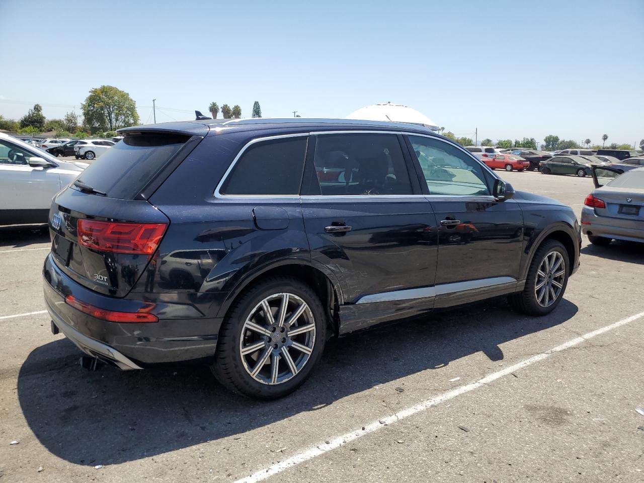 2017 Audi Q7 Premium Plus VIN: WA1LAAF79HD049118 Lot: 63313514