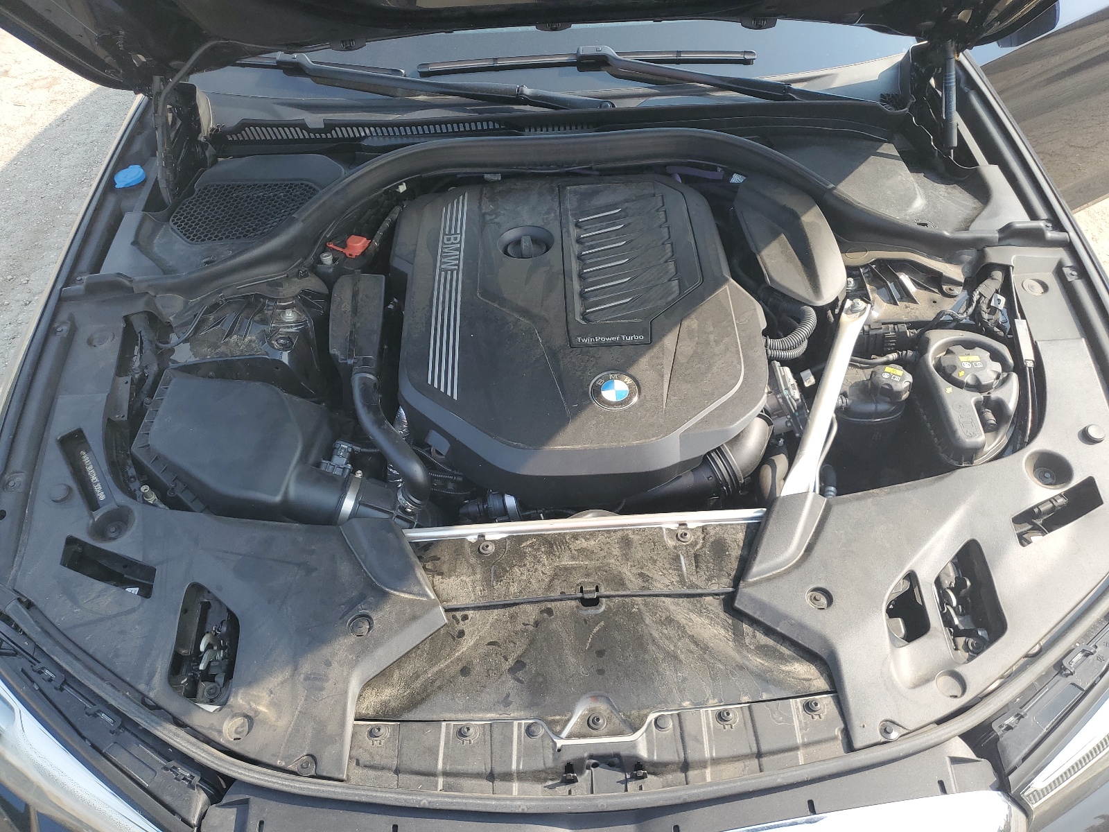 WBA73BJ07MCF30048 2021 BMW 540 Xi