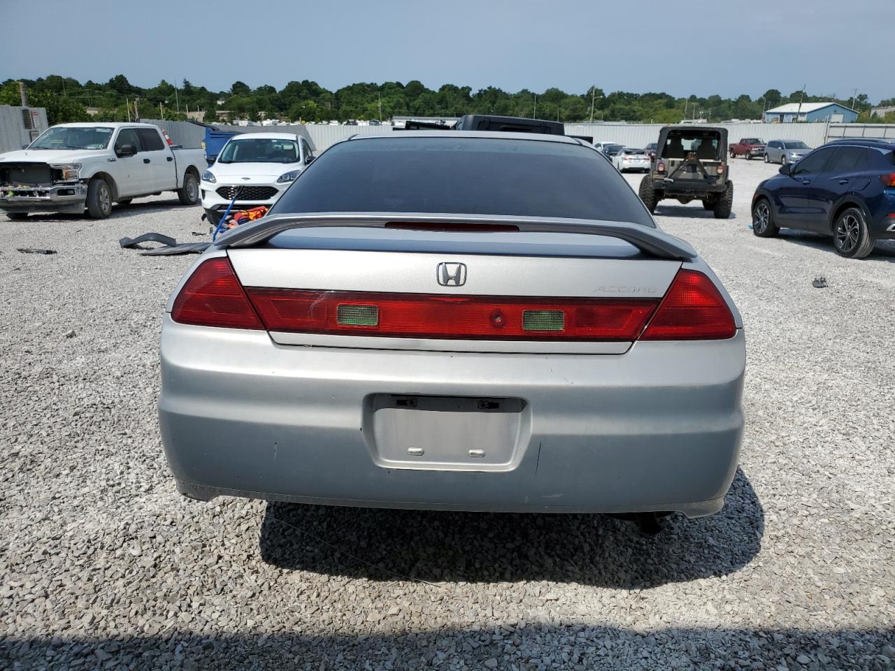 2001 Honda Accord Lx VIN: 1HGCG31421A032800 Lot: 63053044