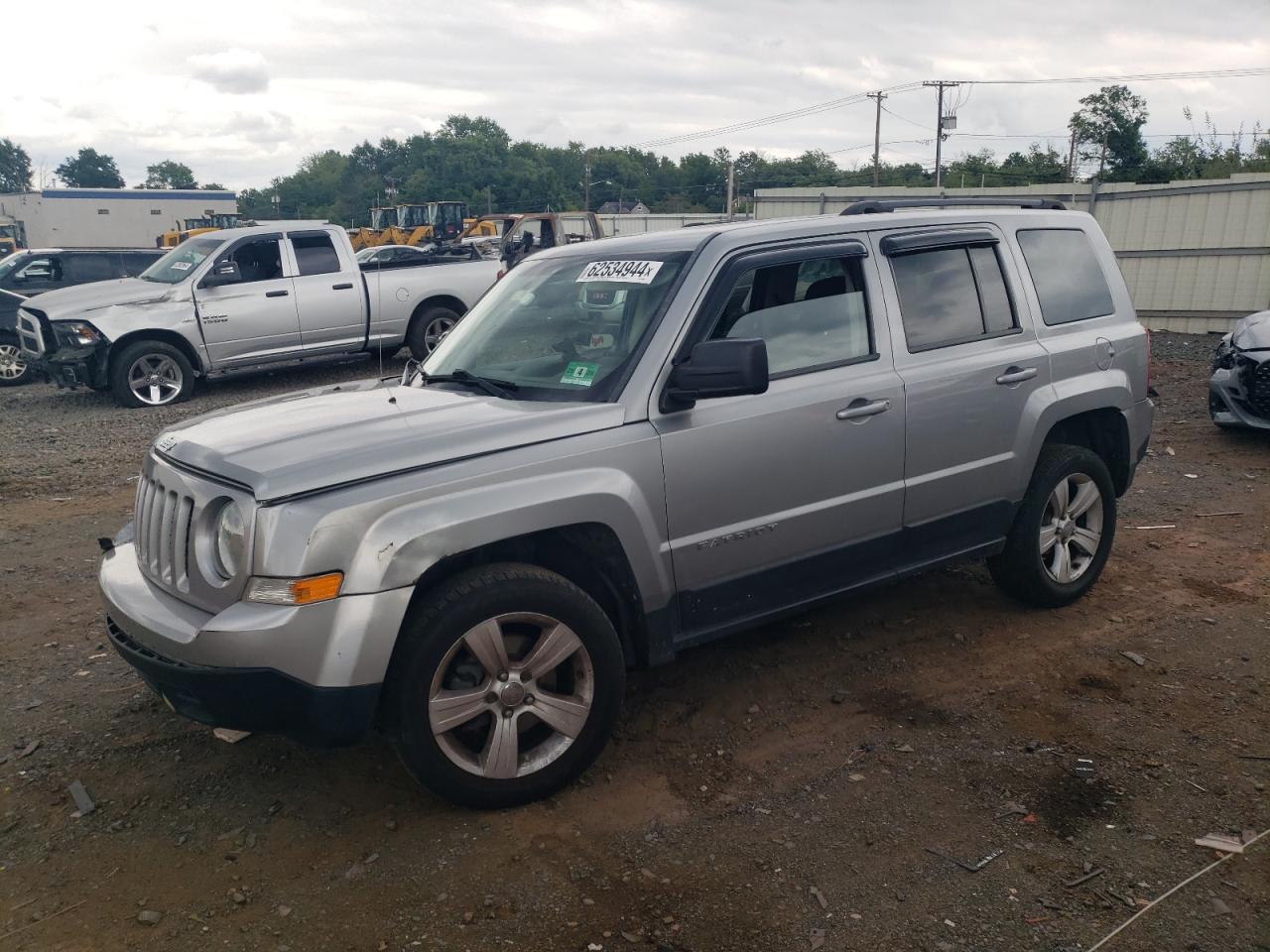 VIN 1C4NJRFB3FD340292 2015 JEEP PATRIOT no.1