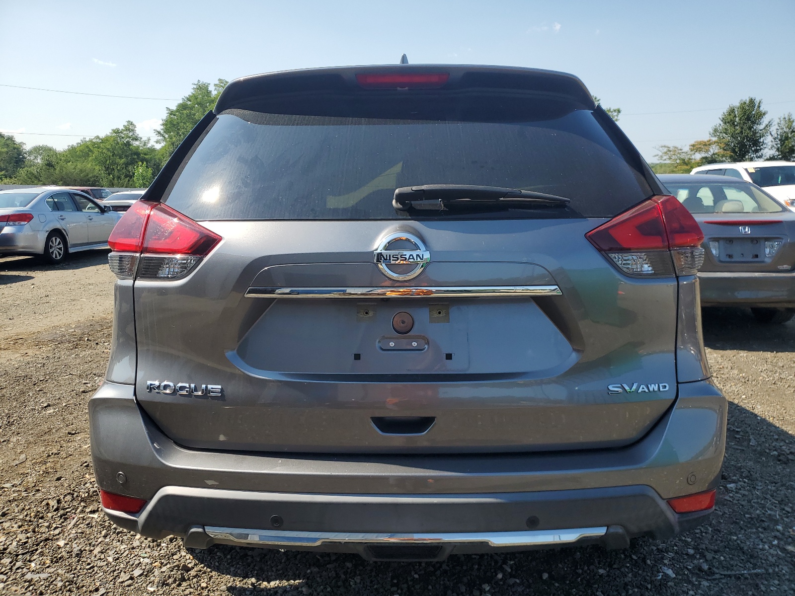 2019 Nissan Rogue S vin: KNMAT2MV2KP554602