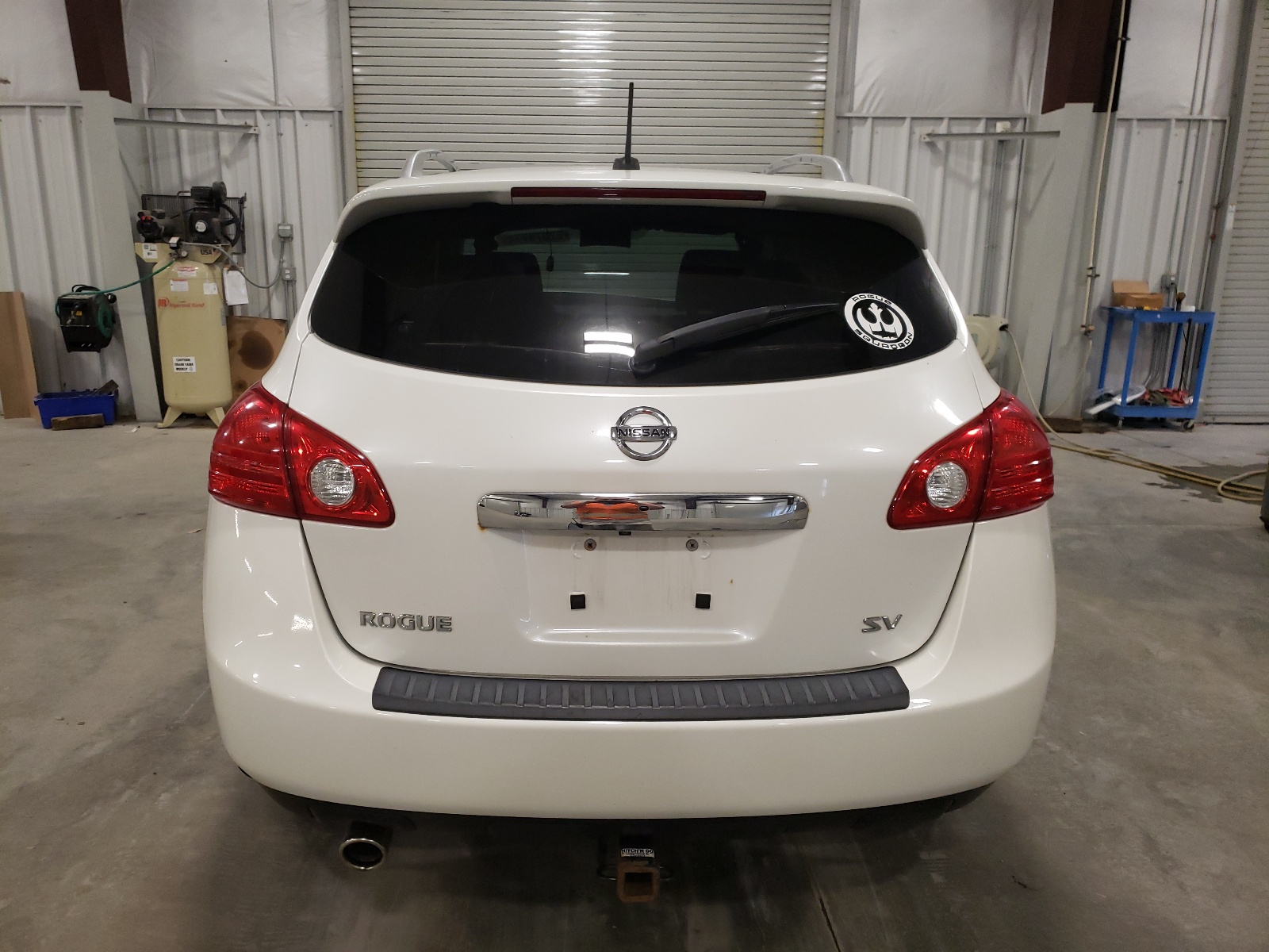 JN8AS5MT6BW181741 2011 Nissan Rogue S