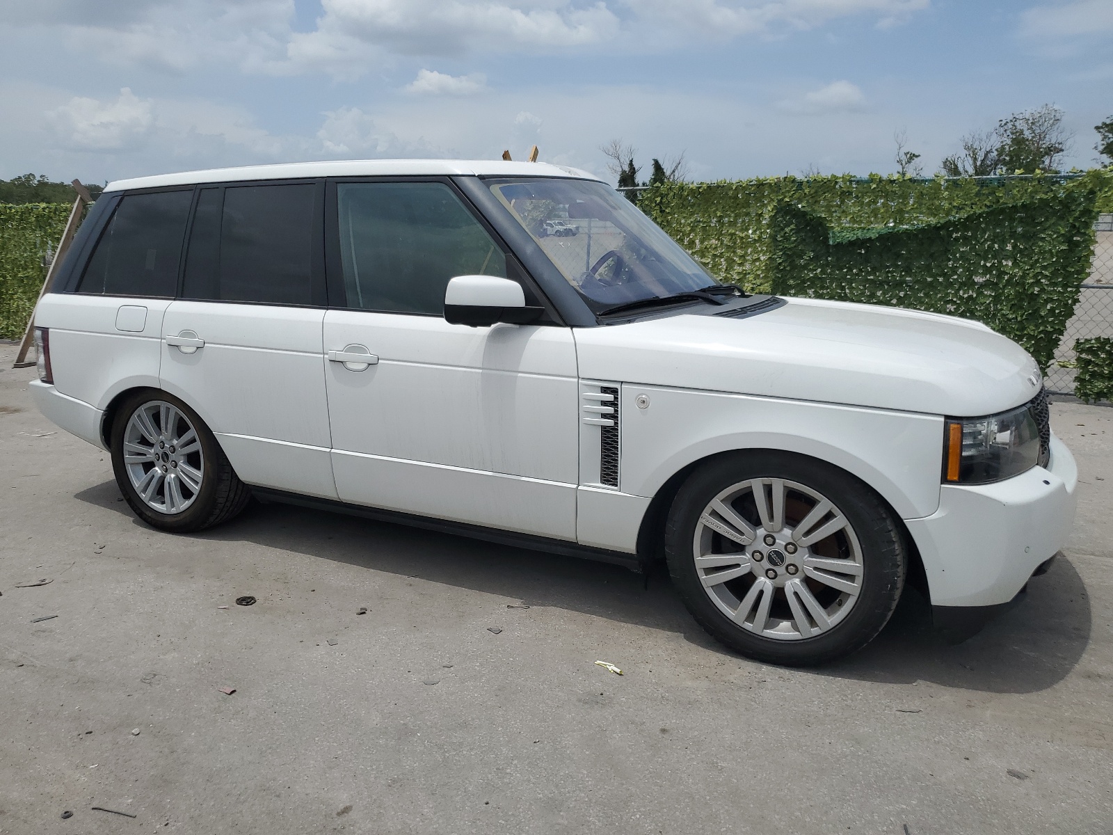 2012 Land Rover Range Rover Hse Luxury vin: SALMF1D46CA360576