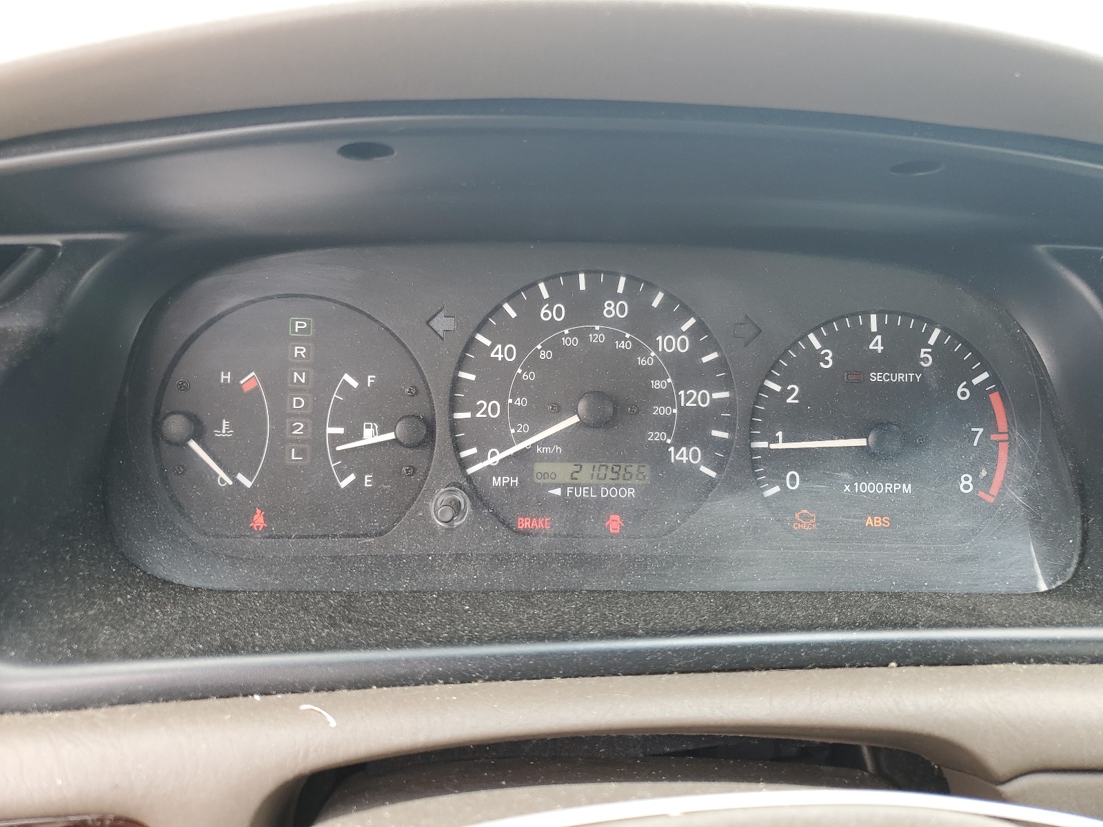 JT2BG28KXY0410069 2000 Toyota Camry Le