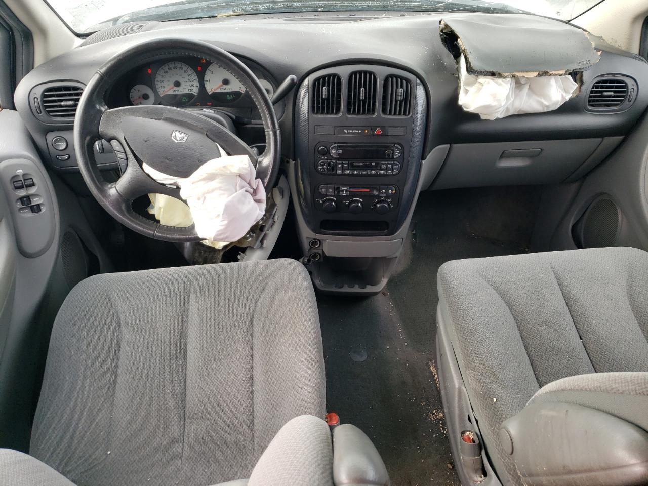 2005 Dodge Grand Caravan Sxt VIN: 2D4GP44L55R374674 Lot: 63900034