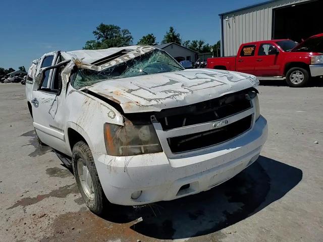 2007 Chevrolet Suburban K1500 VIN: 3GNFK16307G289213 Lot: 61395354