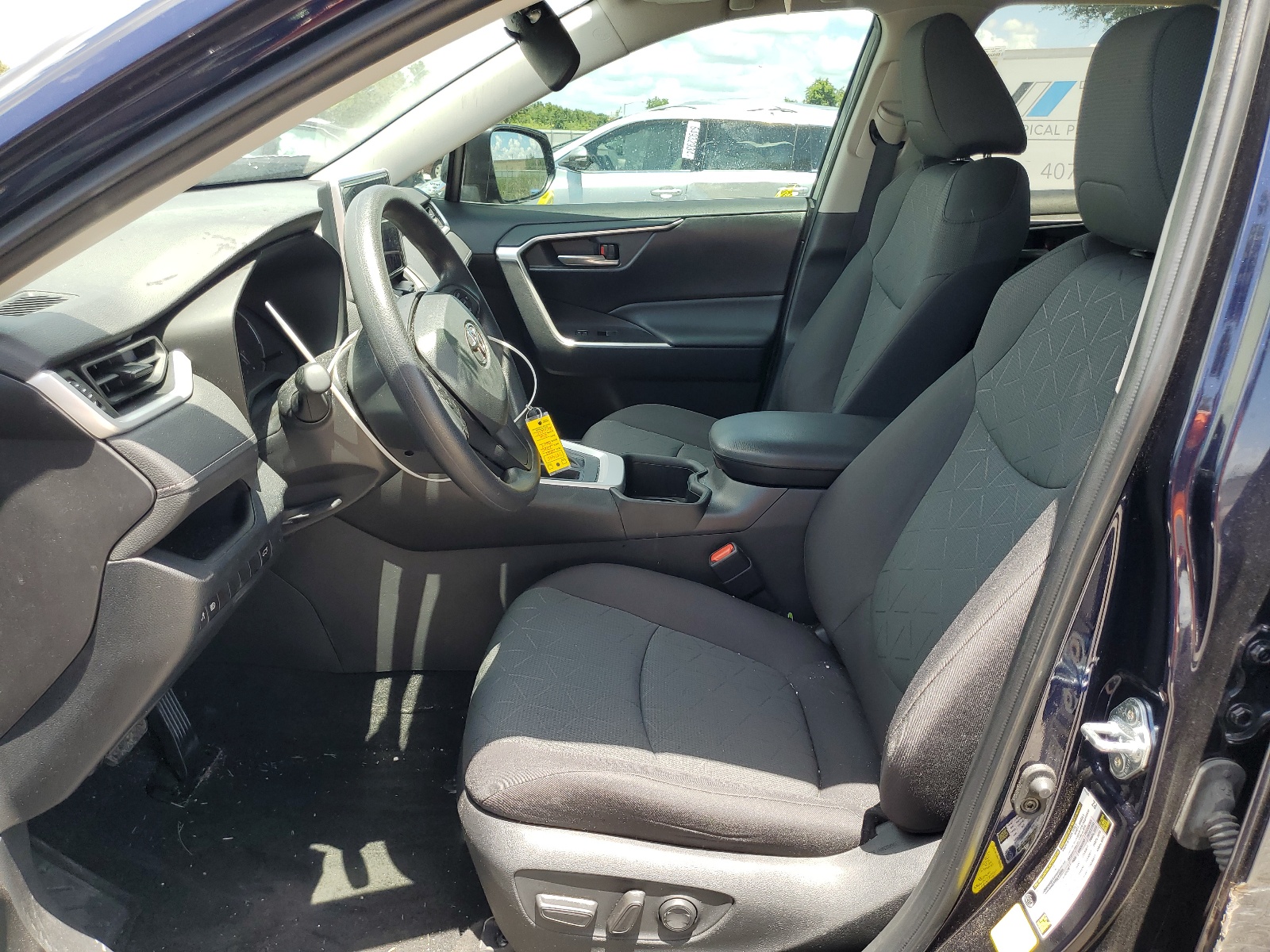 2T3W1RFV3PW262891 2023 Toyota Rav4 Xle