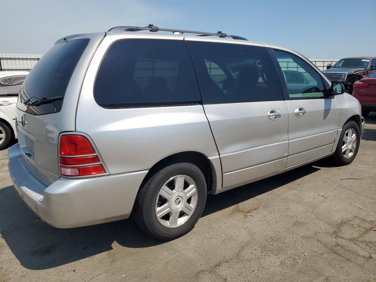 2004 Mercury Monterey VIN: 2MRDA20264BJ16218 Lot: 64103754