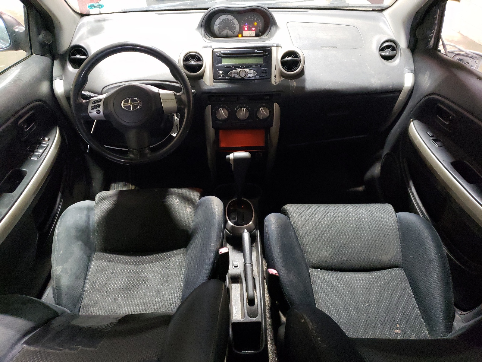 JTKKT624860170823 2006 Toyota Scion Xa