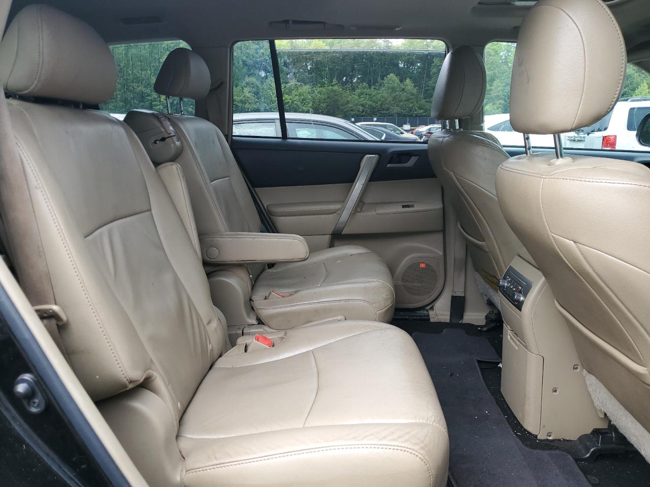 2012 Toyota Highlander Base VIN: 5TDBK3EH5CS098611 Lot: 64566594