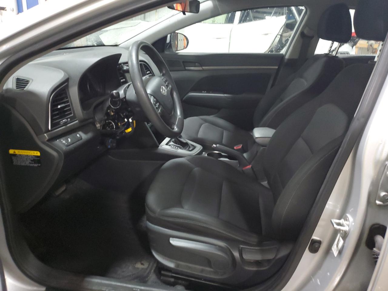2018 Hyundai Elantra - Image 7