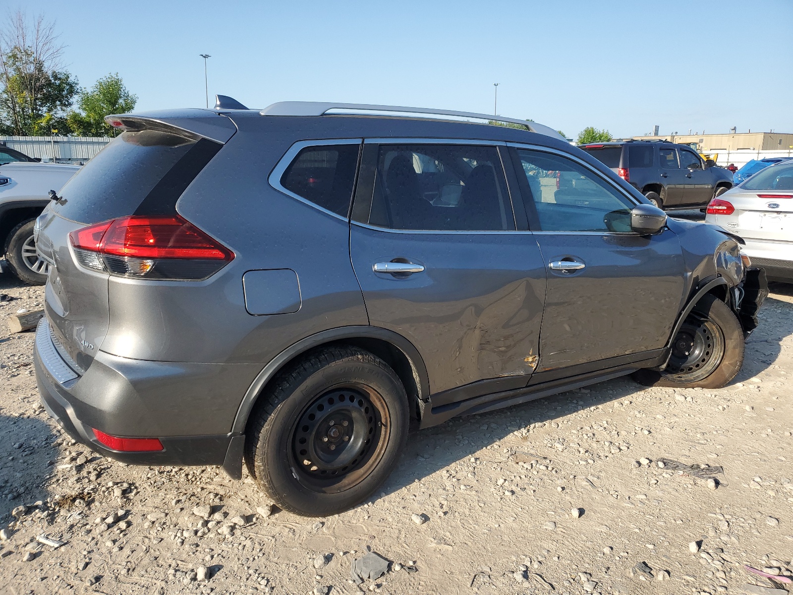 2017 Nissan Rogue S vin: JN8AT2MV1HW257470