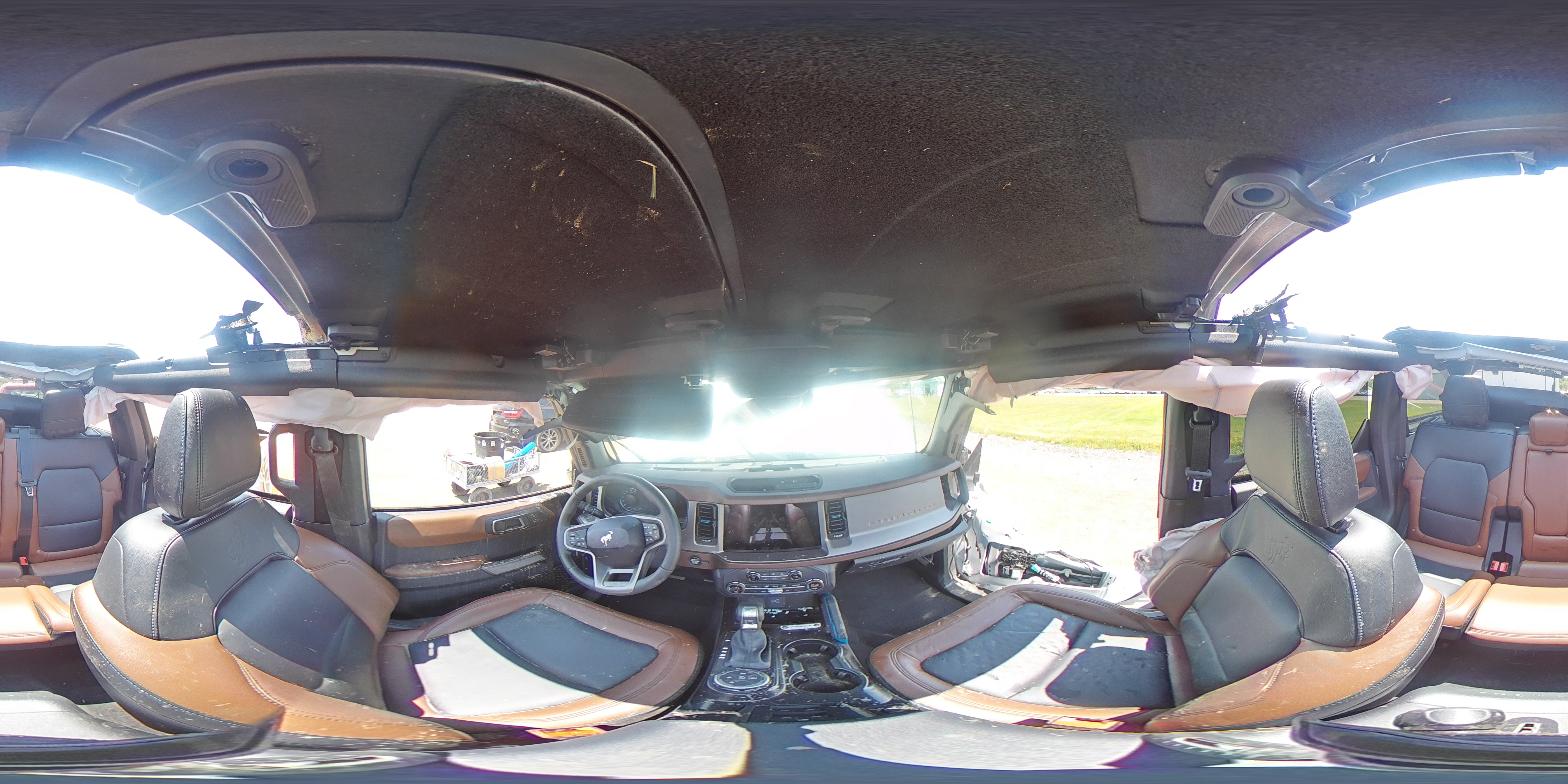 2023 Ford Bronco Base VIN: 1FMDE5BH3PLB95793 Lot: 64895674