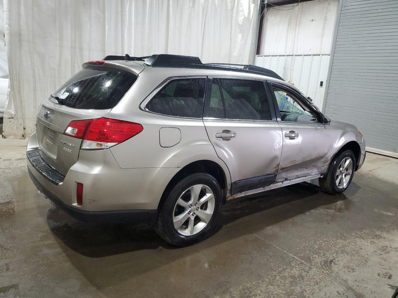 2014 Subaru Outback 2.5I Limited VIN: 4S4BRBMC8E3266320 Lot: 62478394