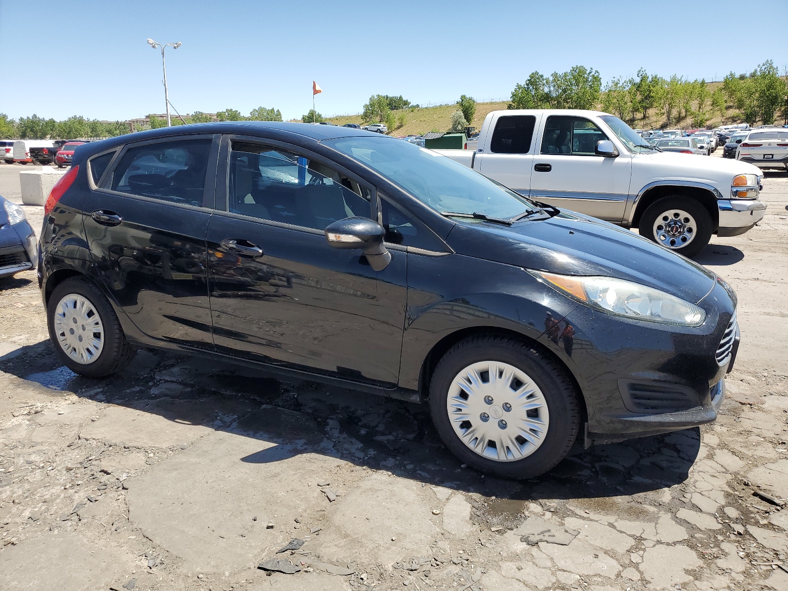 2016 Ford Fiesta Se vin: 3FADP4EE6GM198427